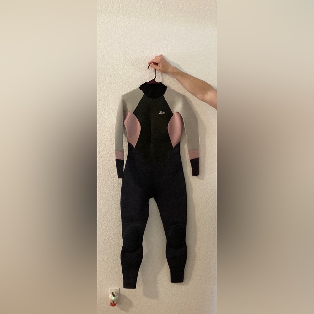 Xcel Women’s full length wetsuit size 10S